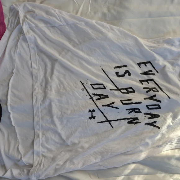 Lot Of 3 Athletic Tank Tops - Picture 3 of 3